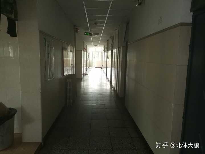 北京体育大学的宿舍怎样?