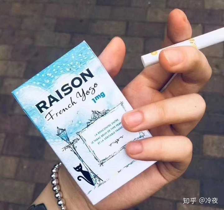 5出口铁塔猫酸奶爆 颜值颇高 口感完美 香气宜人 低
