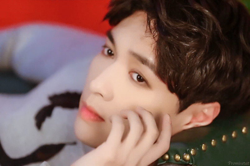 你们能给我发张艺兴的照片吗?