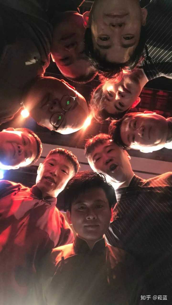 有没有特别沙雕特别好看的壁纸?
