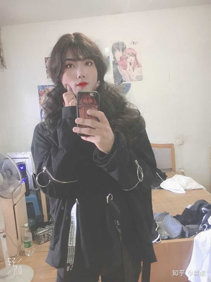 男生女装大概要花多少钱呀?