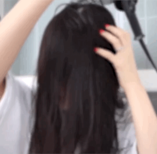 为什么每次去理发店洗完头头发都特别柔顺?