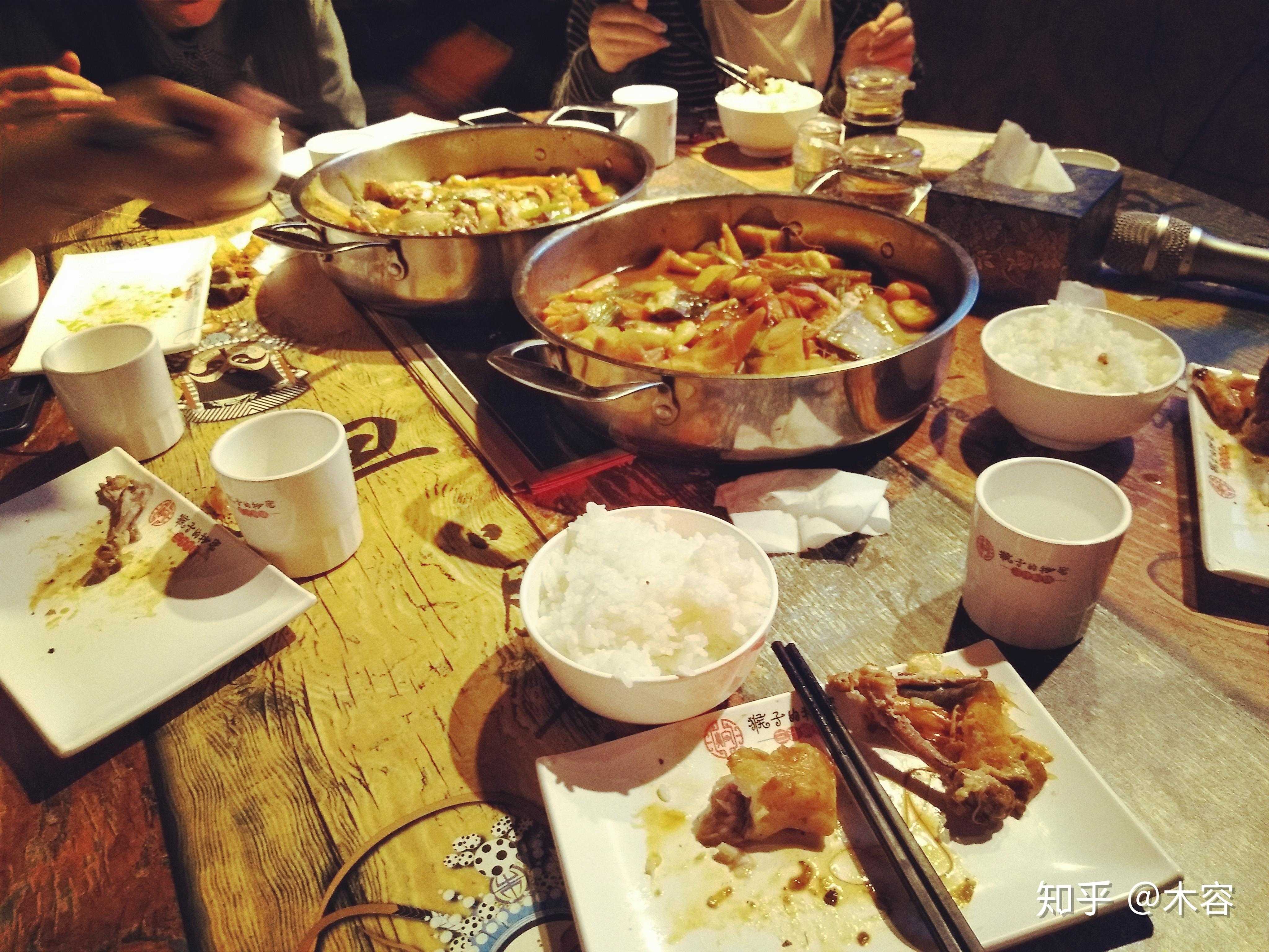 找呀找朋友# 今天带舍友去吃大餐,祝他们生日快乐