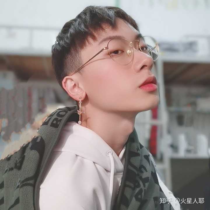 男生戴耳环是一种什么体验