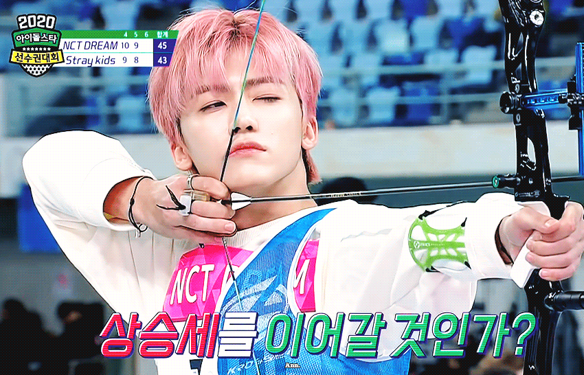 有哪些南韩爱豆绝美动图?