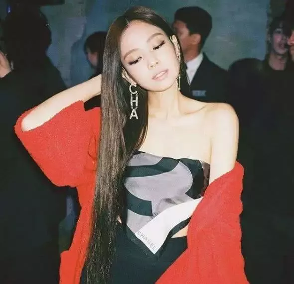 blackpink的jennie真的有那么高级脸吗?