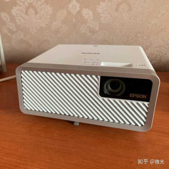 爱普生(epson)ef-100w激光智能家用投影机