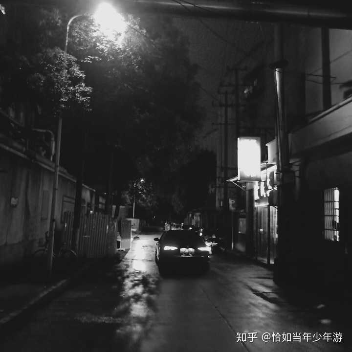 街道,黑才符合我的内心吧