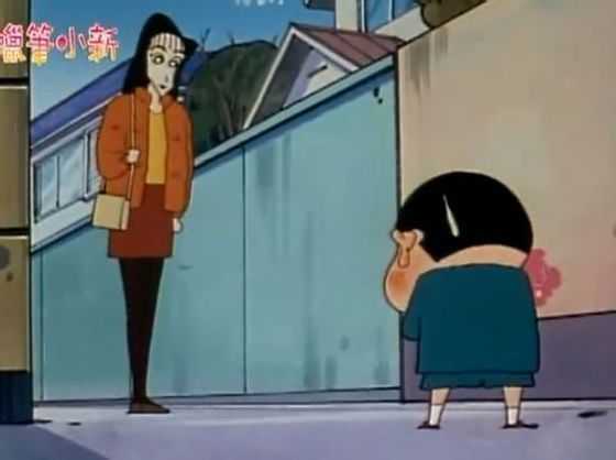 蜡笔小新里的娜娜子姐姐! 超喜欢她非常温柔的一个小姐 