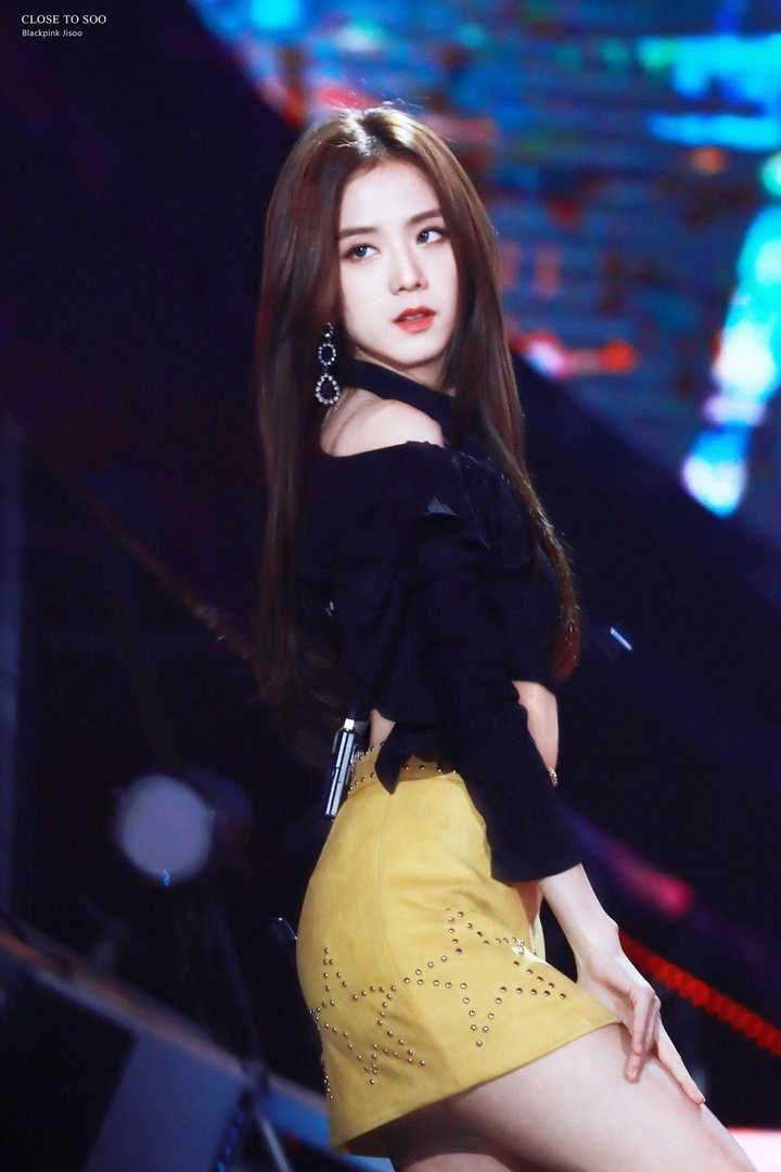 你为什么喜欢blackpink的金智秀(jisoo?