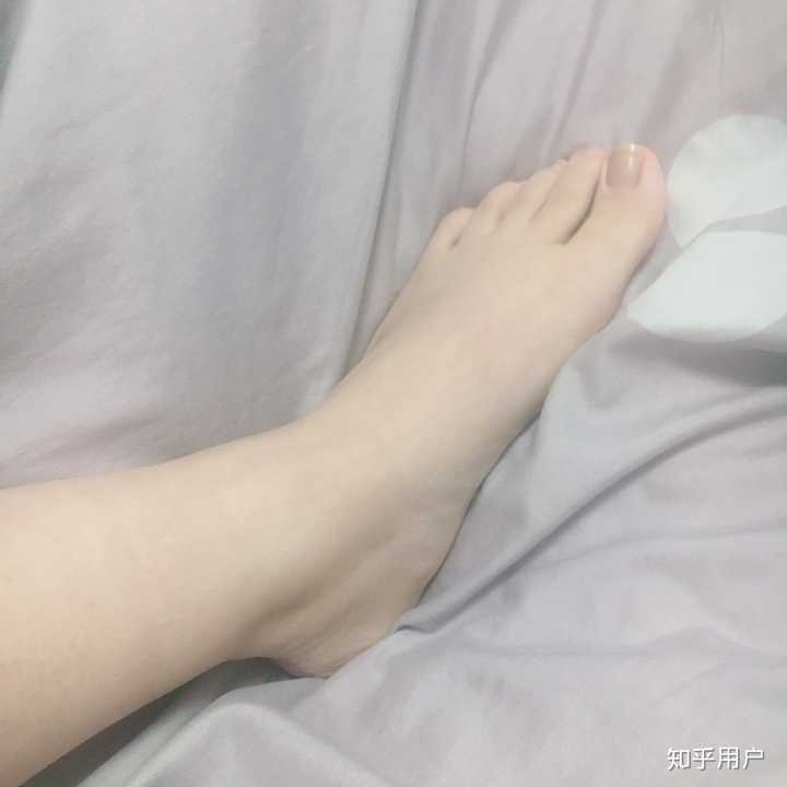 女生的脚好看是一种什么样的体验?