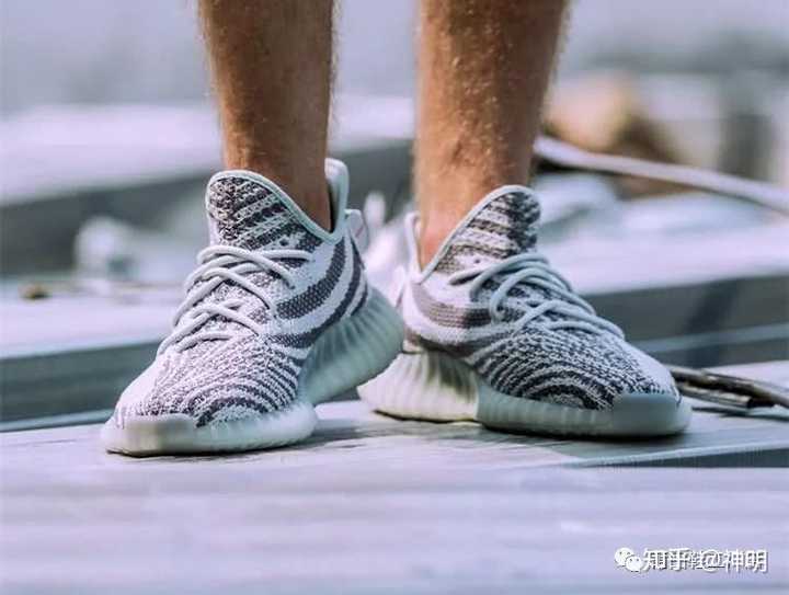 yeezy原始鞋带怎么系?最好有图片 谢谢?