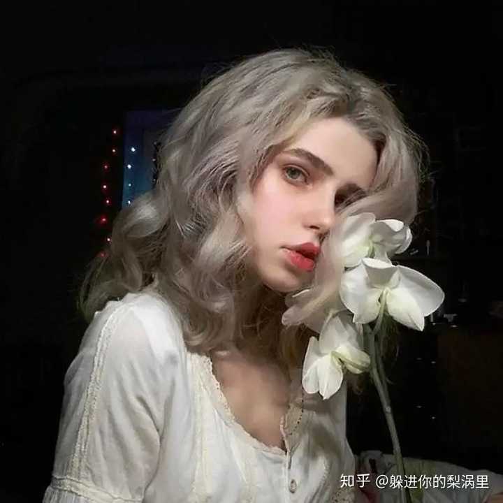 有没有特别惊艳好看的欧美头像,求～?