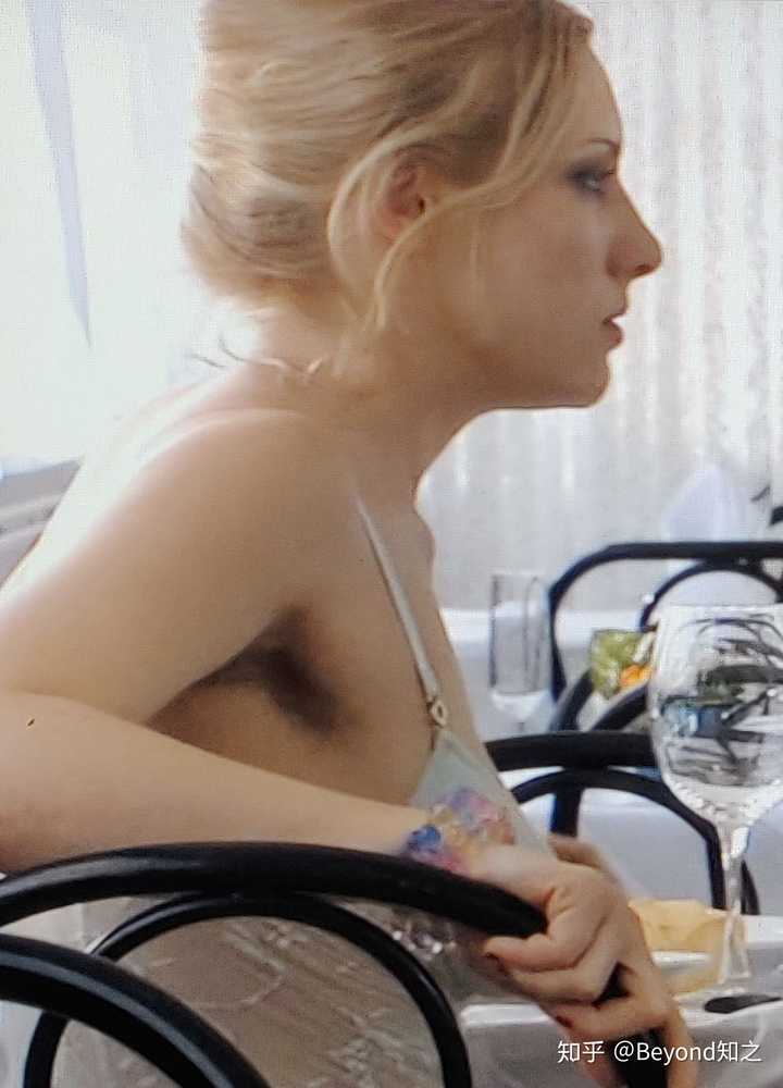 男生会觉得有腋毛的女生很恶心吗?