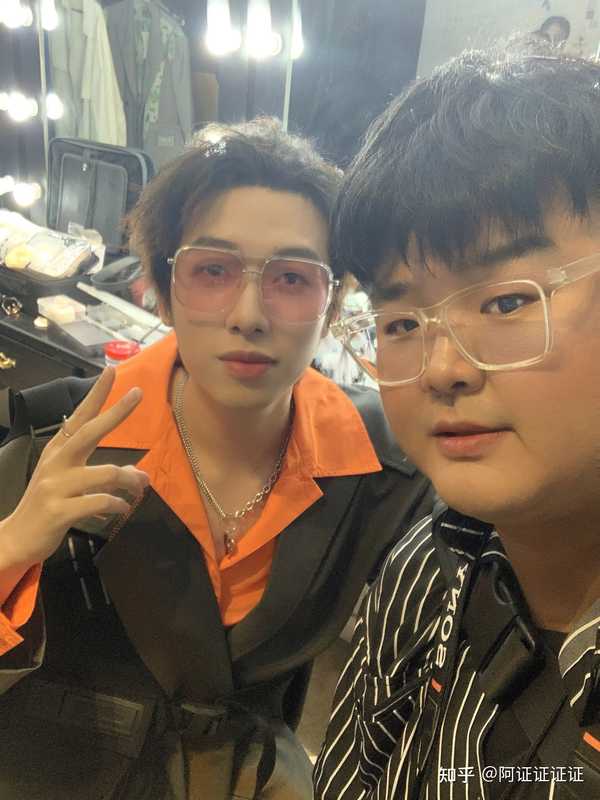 阿证证证证 的想法: 中国boy见面会圆满成功 boy小马!
