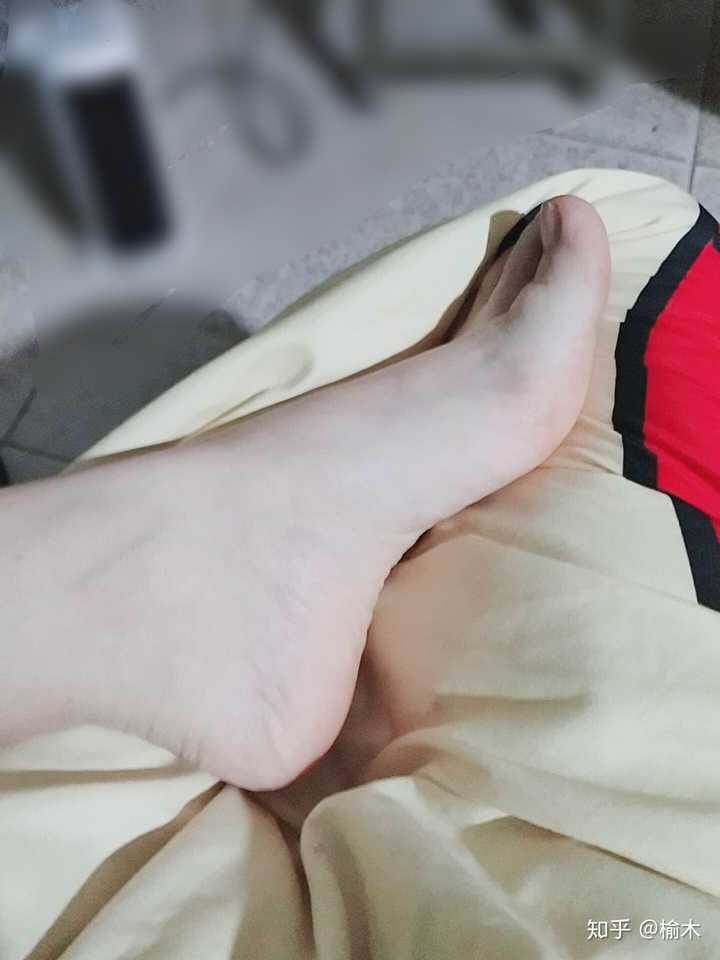 女生什么样的脚才好看呢?