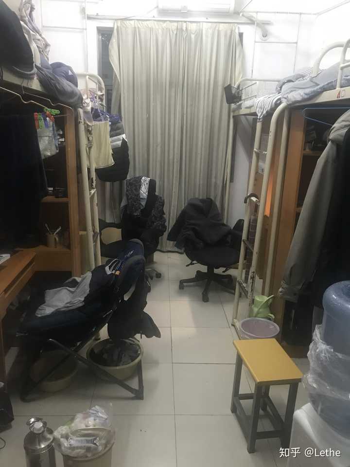 在上外闵行外国语中学(简称上闵外)就读是一种怎样的体验?