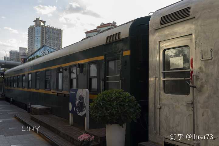 淞沪铁路遗址公园拍摄样张,24型客车(已被装修为咖啡店)