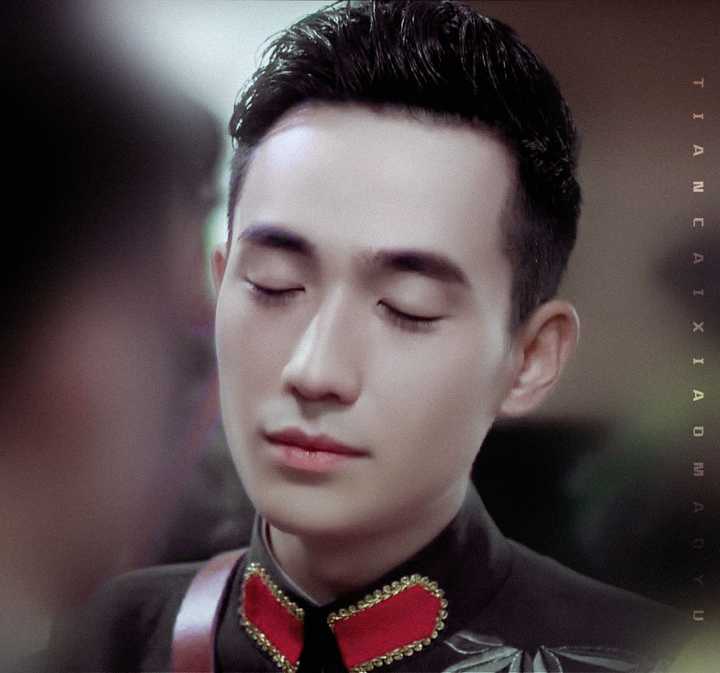 不过我最喜欢的还是 《情定三生》,在这部剧里朱一龙饰演的 迟瑞,心