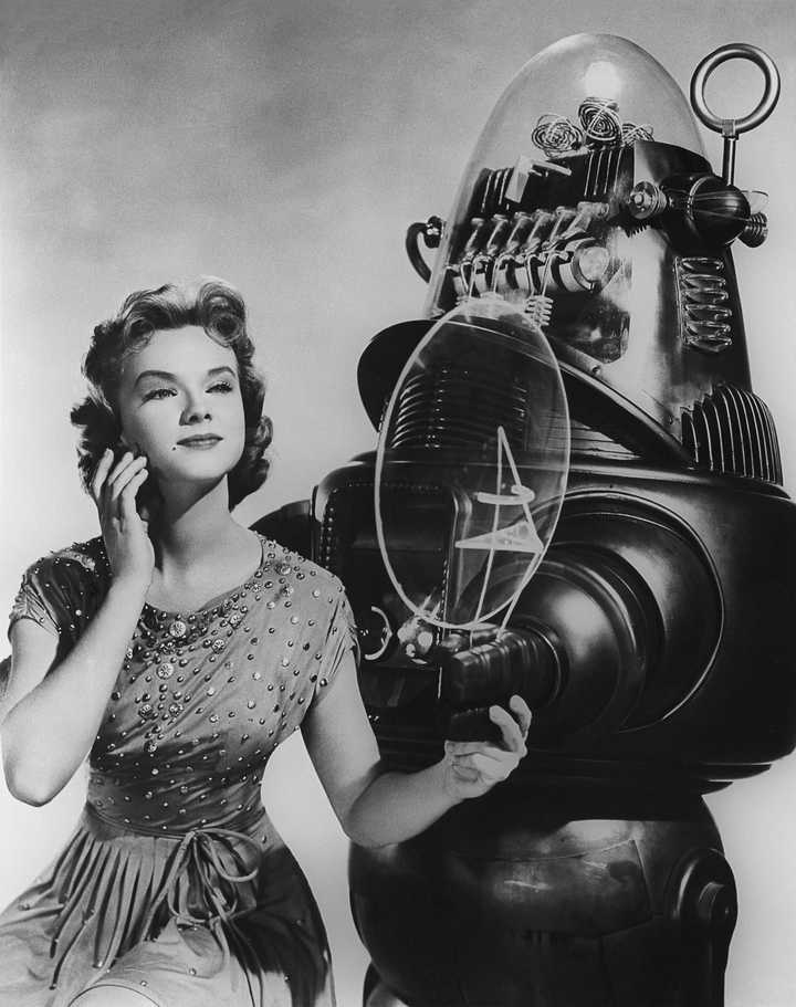《禁忌星球》中的罗比机器人 robby the robot