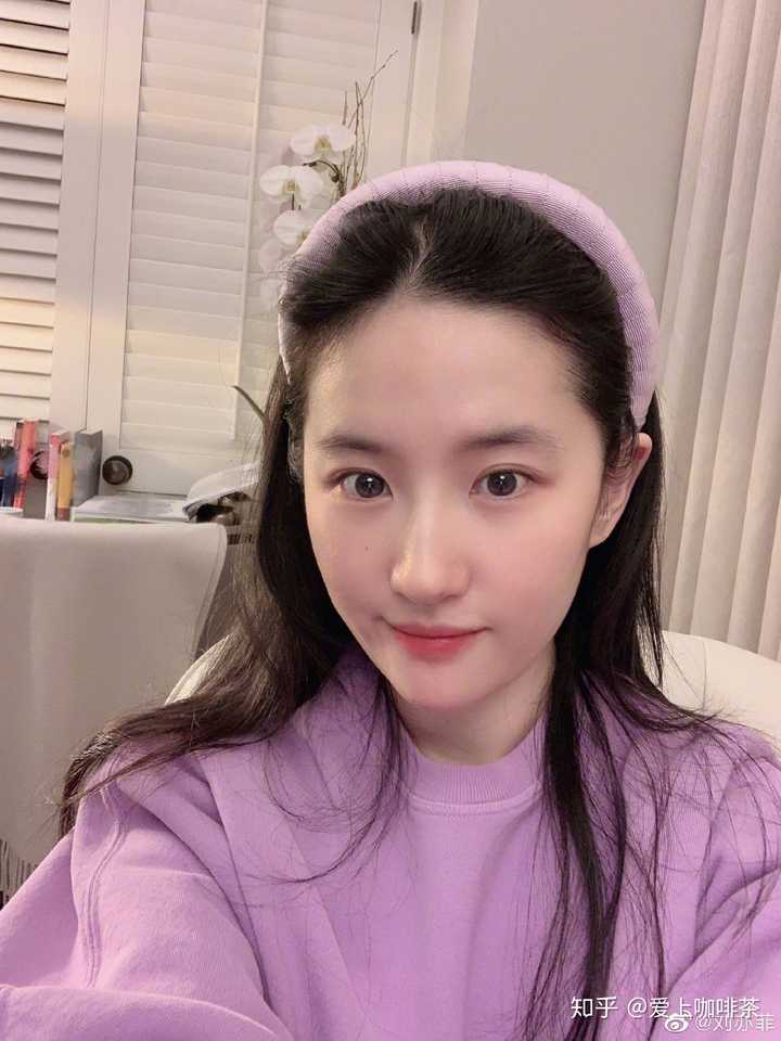 你们觉得鞠婧祎与刘亦菲谁好看?