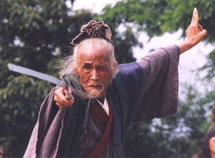 如何评价电视剧《笑傲江湖》(央视/张纪中版)?