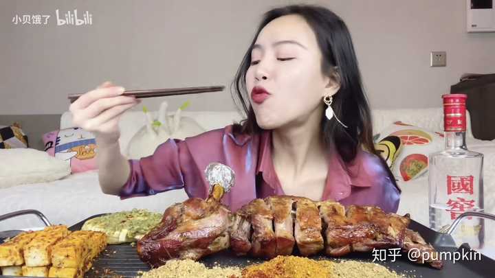 吃播小贝饿了是真吃吗?