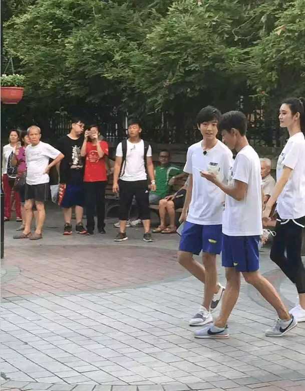 如何看待王俊凯体重58kg身高182?