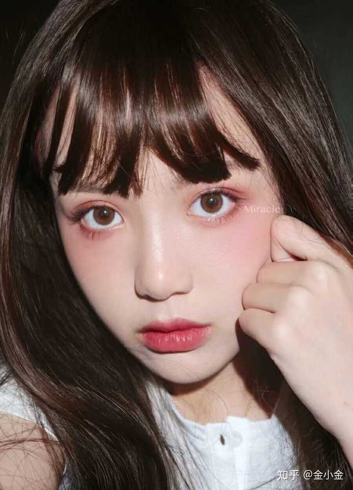 求推荐好看的粉色美瞳