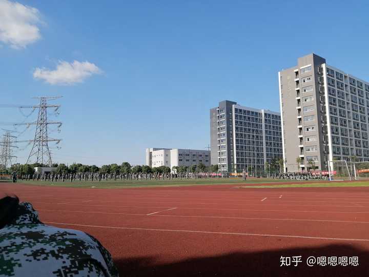 上海立信会计金融学院的校园环境如何?