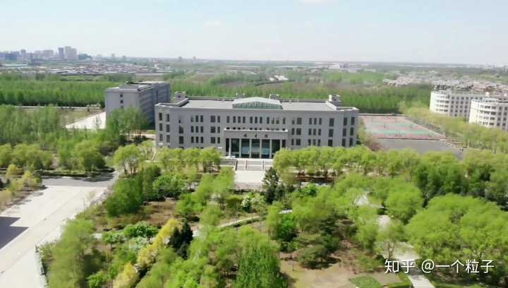 哈尔滨石油学院的教学设施怎么样?
