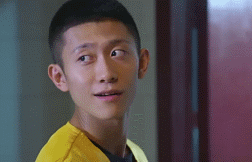 高费用外(双颌比单颌贵,至少准备5-10万,看个人实际情况); 还是一件