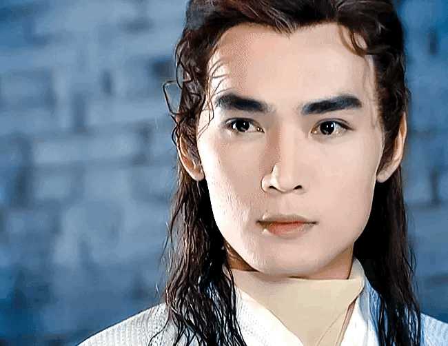 在你眼中,东亚男人长相的巅峰是谁?