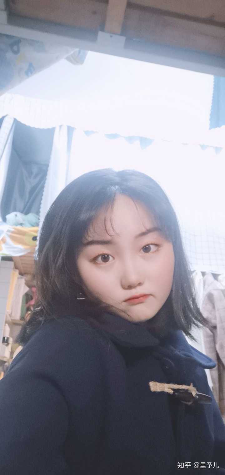 我觉得我挺好看的,我不管不准反驳我哈哈哈