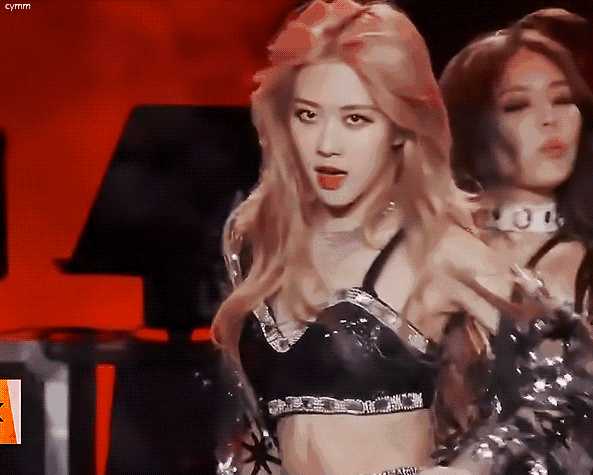 求安利一下blackpink的rosé朴彩英?