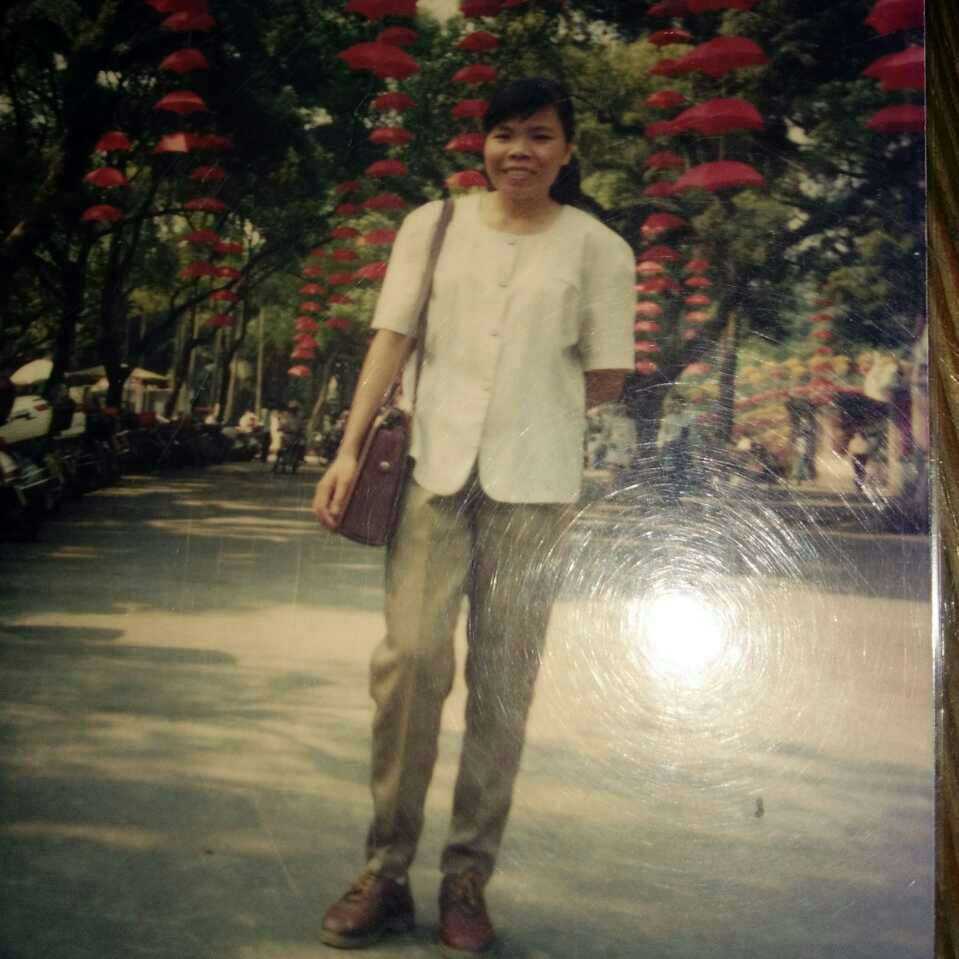 老照片# 这是20年前的妈妈