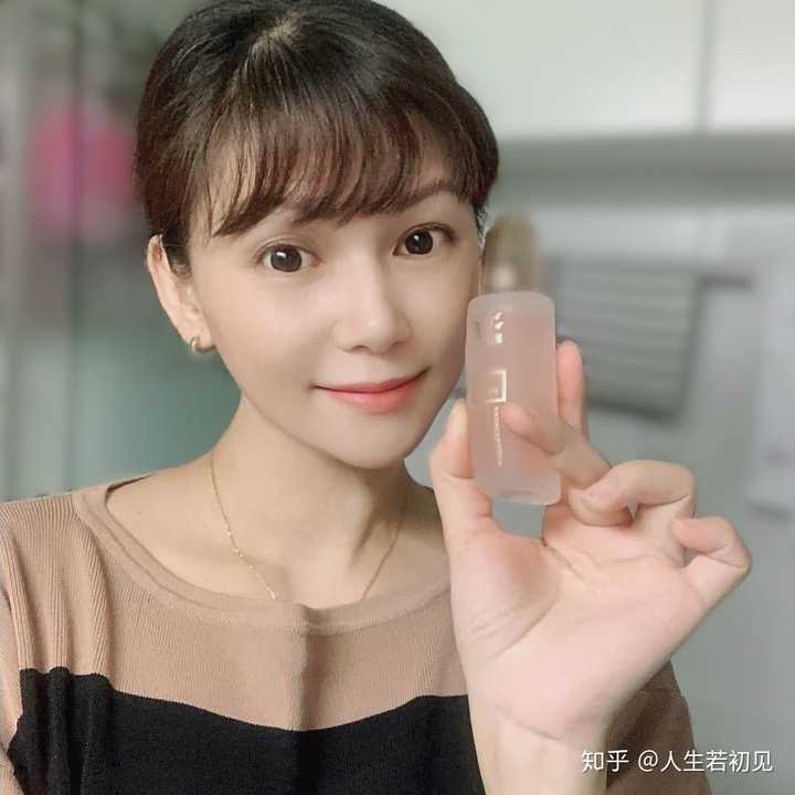 有哪些适合女生微信使用的头像?