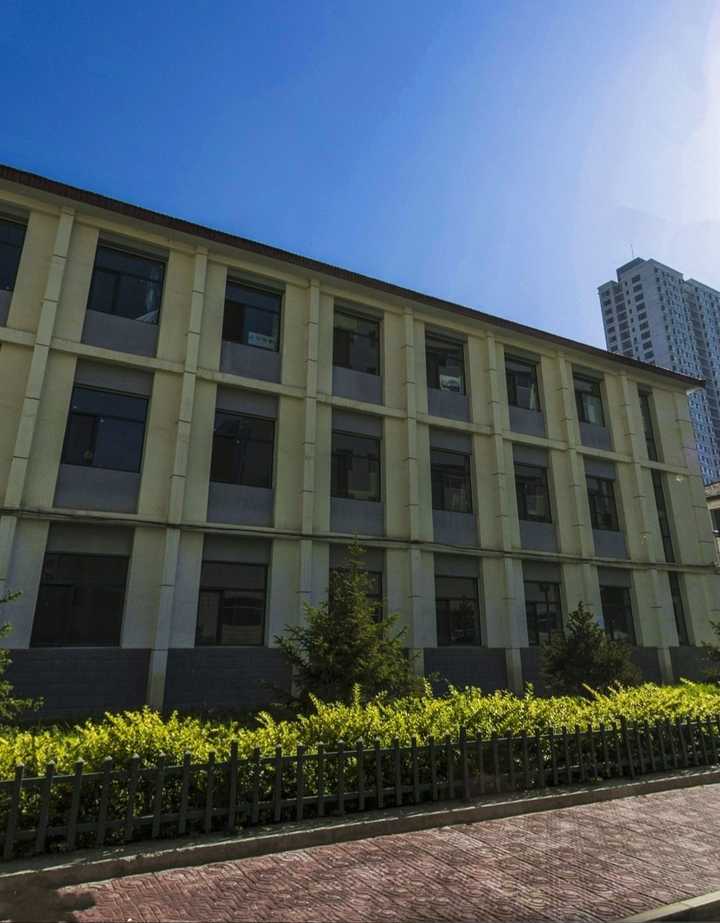 北一楼是 甘肃财经学院旧址重要组成部分,兰州财经大学段家滩校区