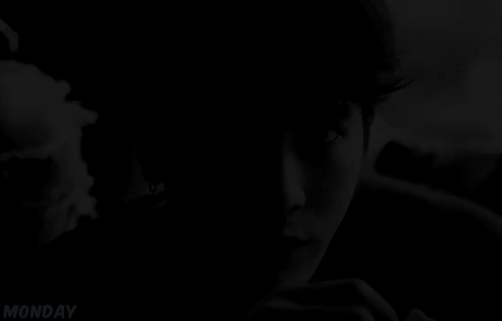 给我进来看帅哥,流量预警  这个叫王嘉尔的杰尼龟可能藏不住了 我又来