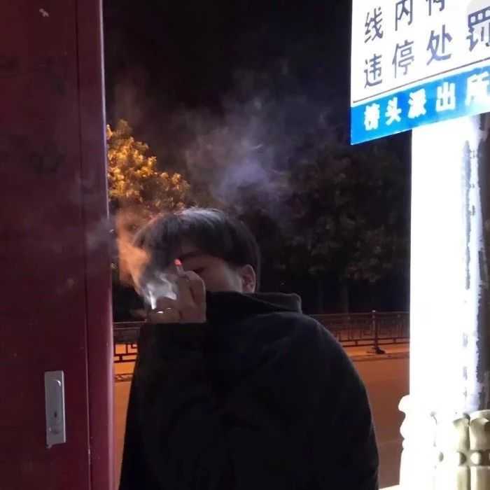 有没有特别霸气的男生动漫头像?