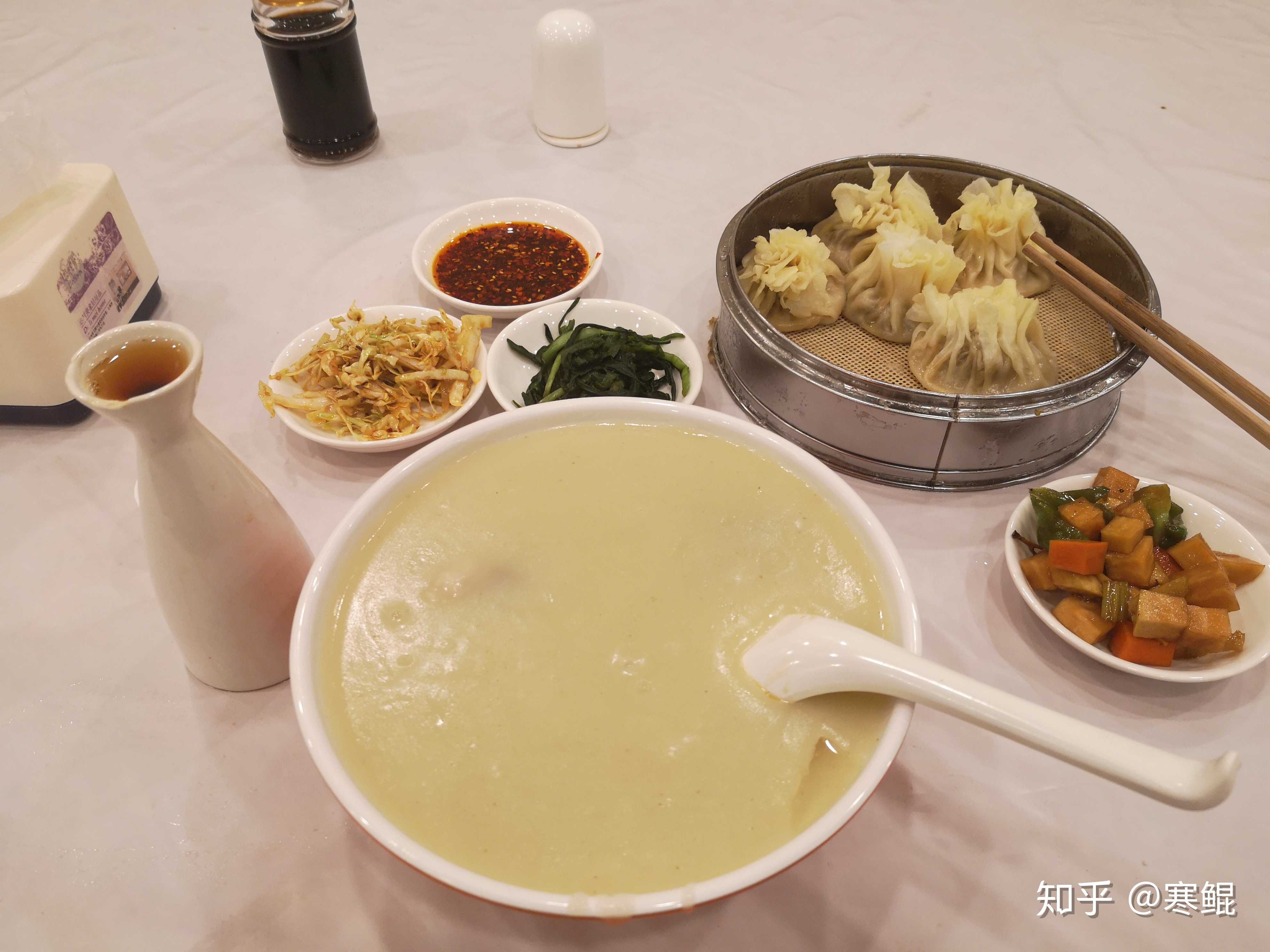 家乡美食 太原冬日早餐:头脑,黄酒,韭菜,稍麦(ˊω)