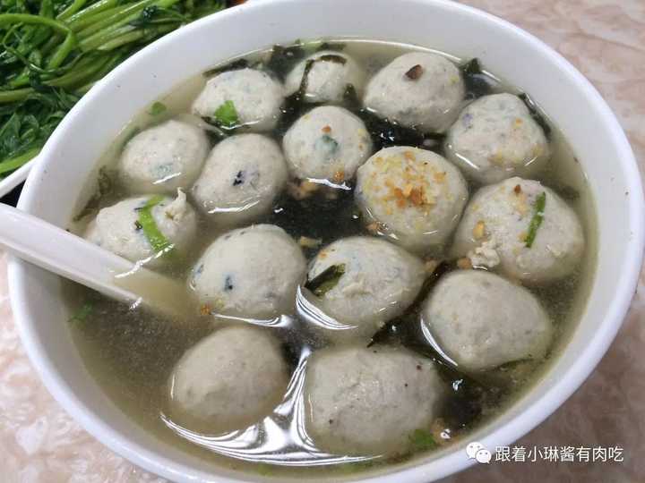 (猪肚丸 猪肉丸 紫菜丸)    猪三丸汤算是隐形菜品了,菜单上是没有