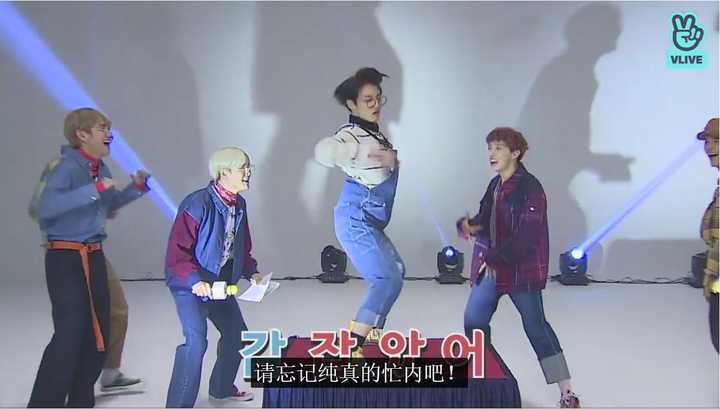 run !bts中有哪些高能or甜到炸裂的瞬间?