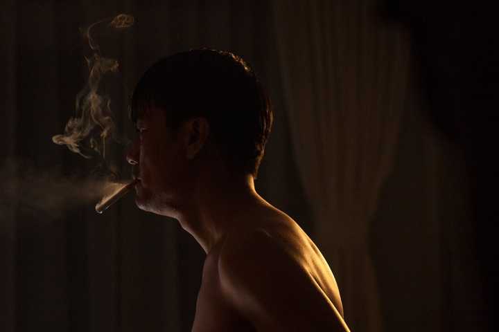 抽烟的时候