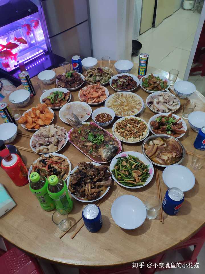 图为 19年新年年夜饭