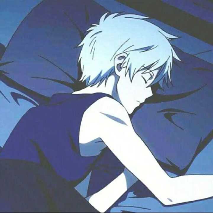 有没有动漫男生睡觉的头像?