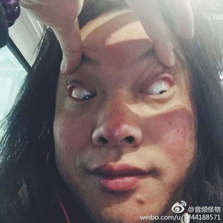 自拍丑,他拍好看是什么体验?