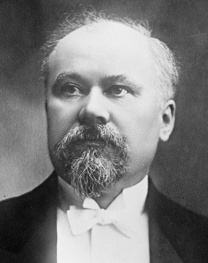 法国大数学家 昂利·庞加莱(jules henri poincaré,1854年—1912年