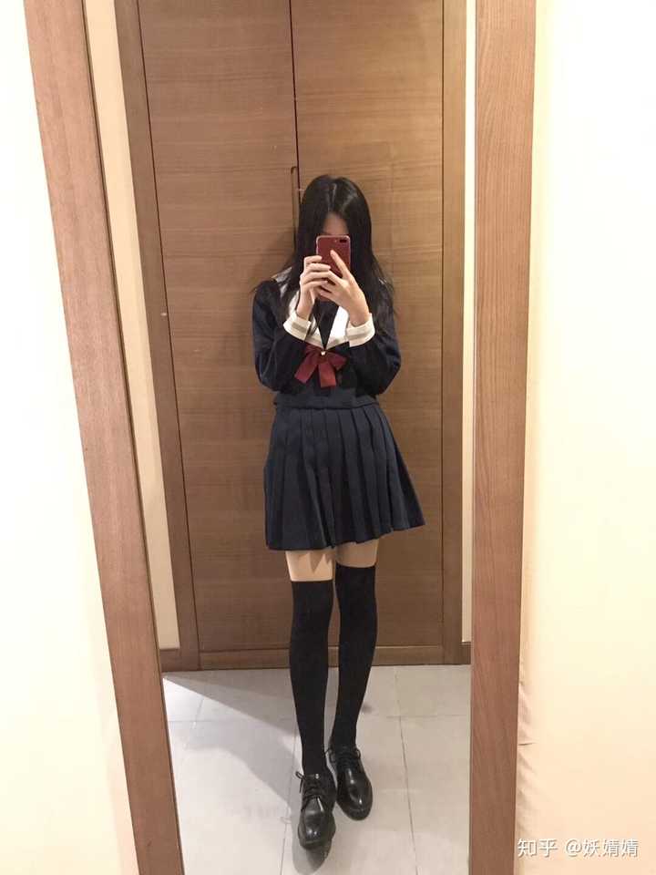 光腿神器可以搭配 jk 制服吗?