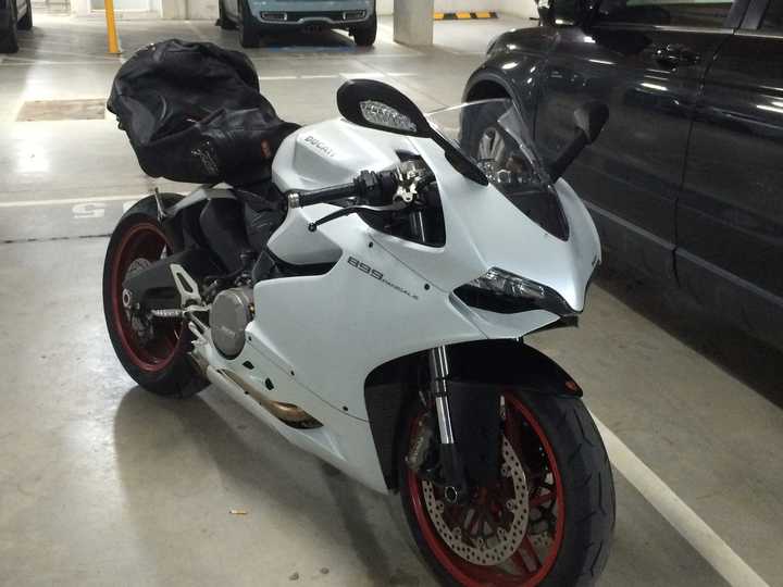 驾驶杜卡迪(ducati)是一种什么样的体验?